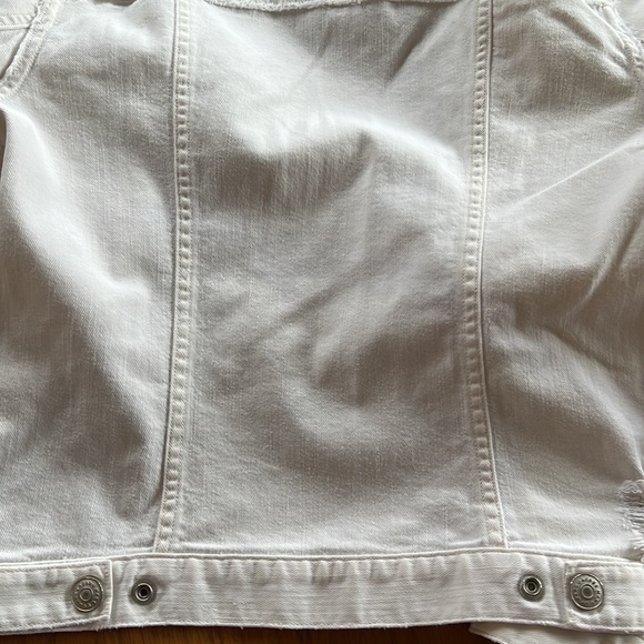 Marc by Marc Jacobs Alexa white distressed cotton jean jacket size medium - Picture 12 of 16